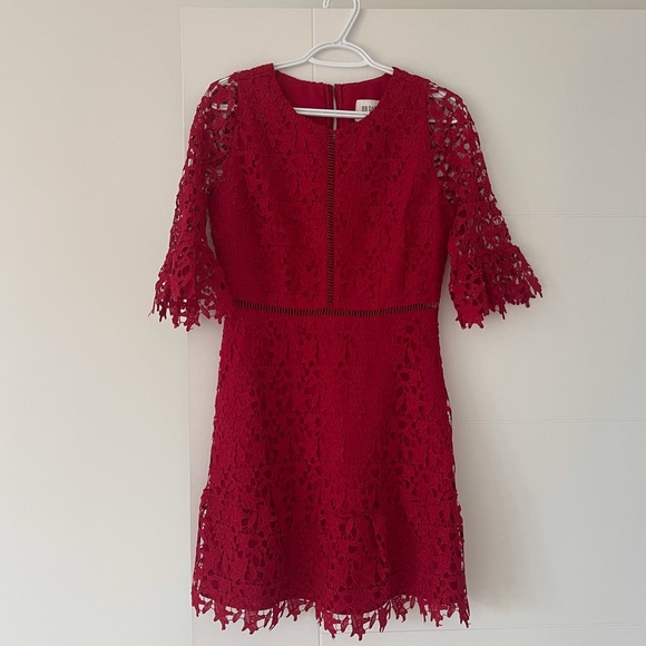BB Dakota red lace dress - Picture 3 of 6